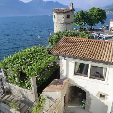 Traumhafter Rustico Direkt Am Ufer Des Gardasees By Interhome Malcesine