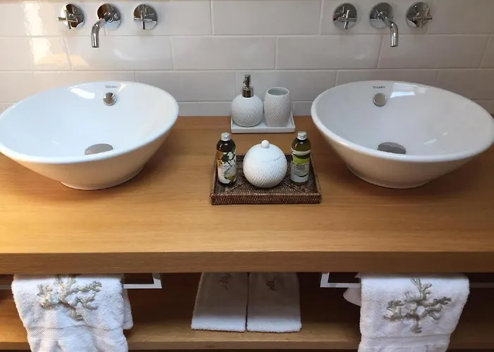 Traumhafter Rustico Direkt Am Ufer Des Gardasees By Interhome Vakantiehuis Malcesine