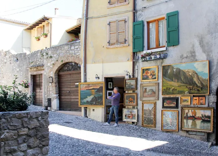 Traumhafter Rustico Direkt Am Ufer Des Gardasees By Interhome *